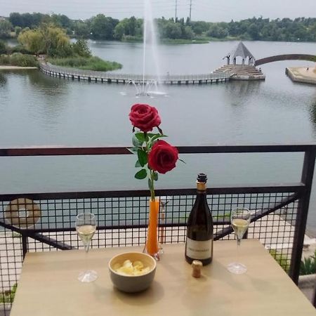 Vue Exceptionnelle Sur Le Lac 克雷泰伊 外观 照片