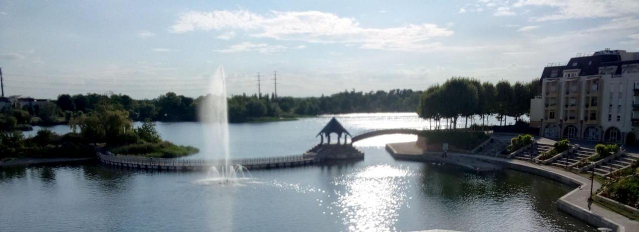 Vue Exceptionnelle Sur Le Lac 克雷泰伊 外观 照片