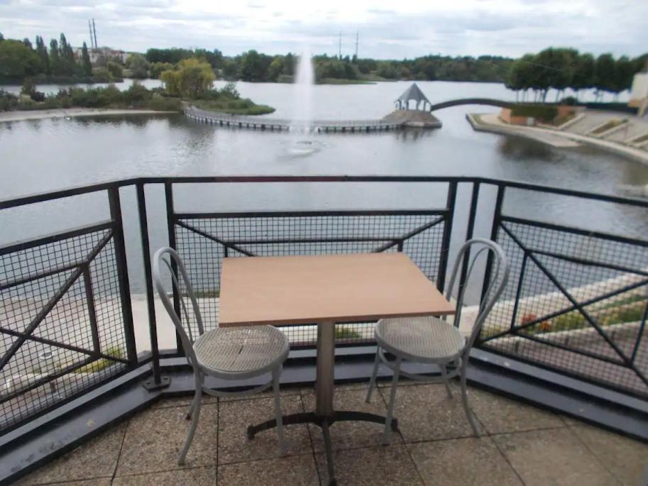 Vue Exceptionnelle Sur Le Lac 克雷泰伊 外观 照片